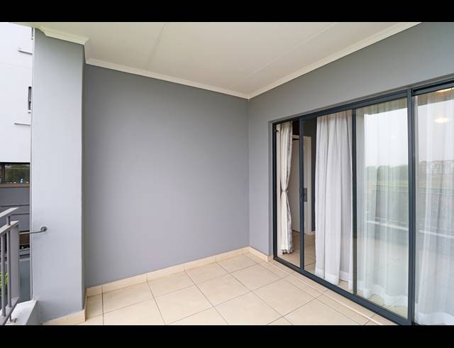 3 BEDROOM APARTMENT FOR SALE IN MODDERFONTEIN